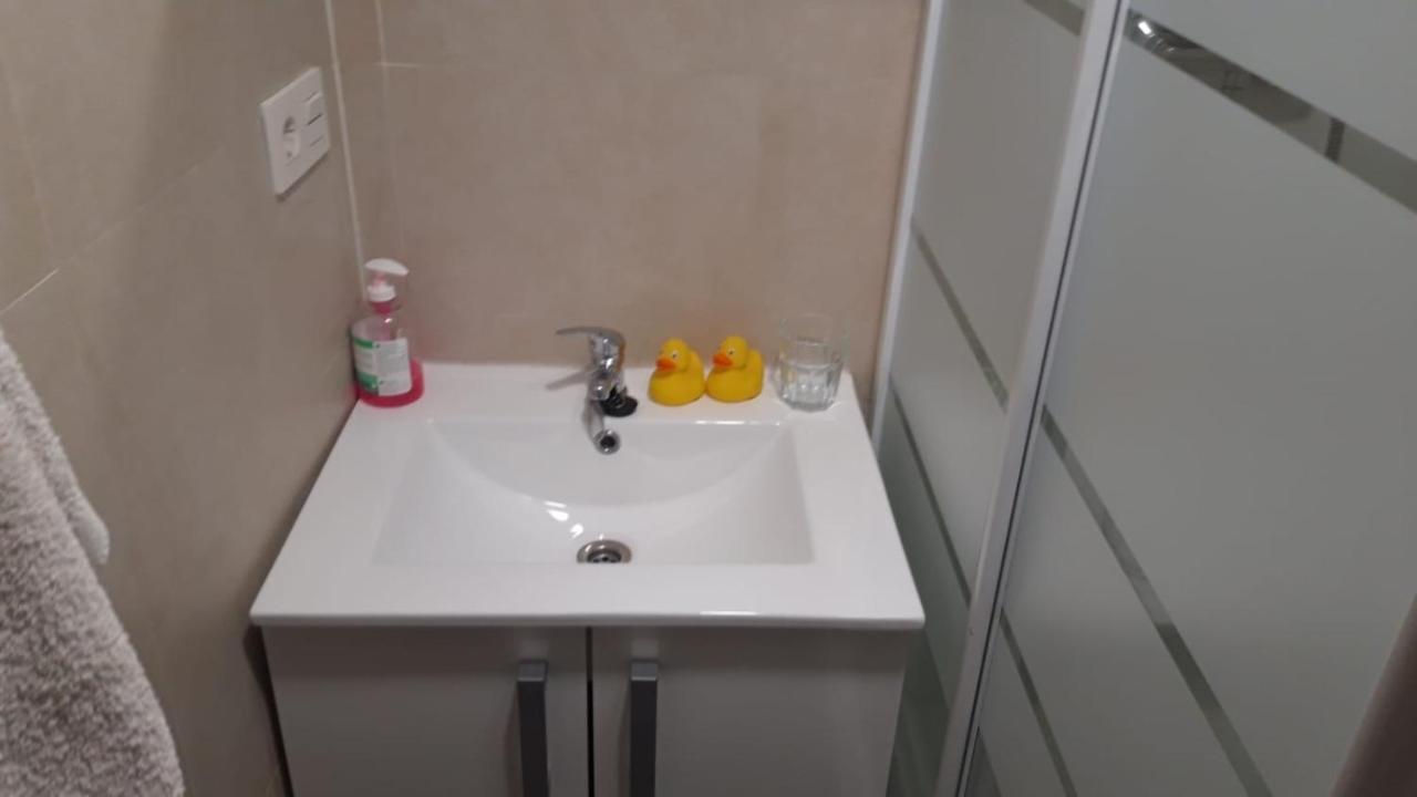 Acogedora Habitacion Centro Bilbao Eksteriør bilde